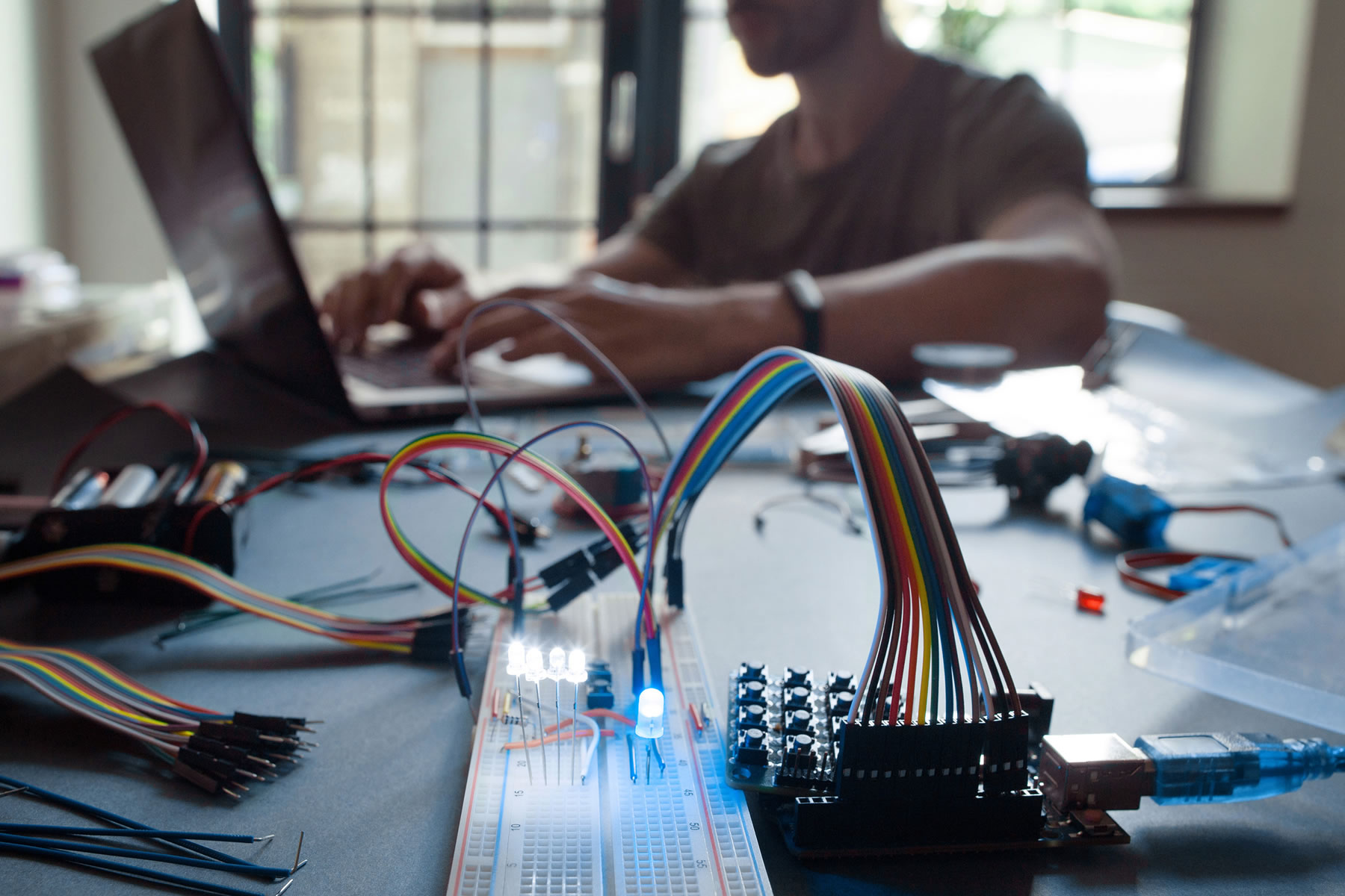 Engineering student working on project - Innovation