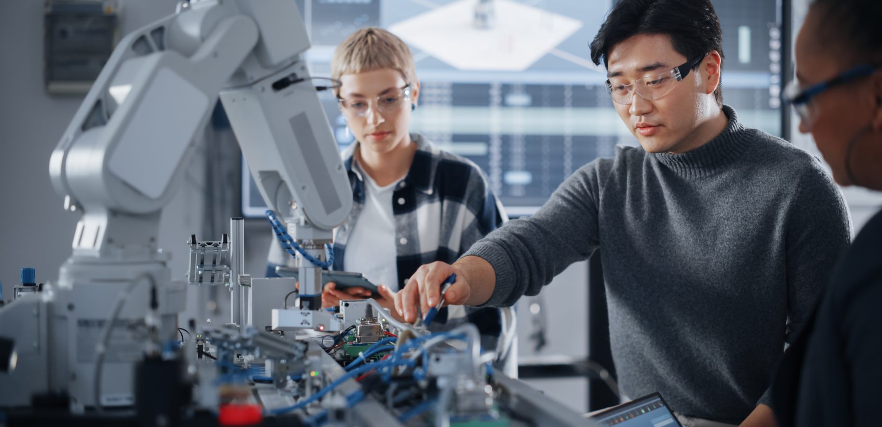 Engineering student working on project - Innovation